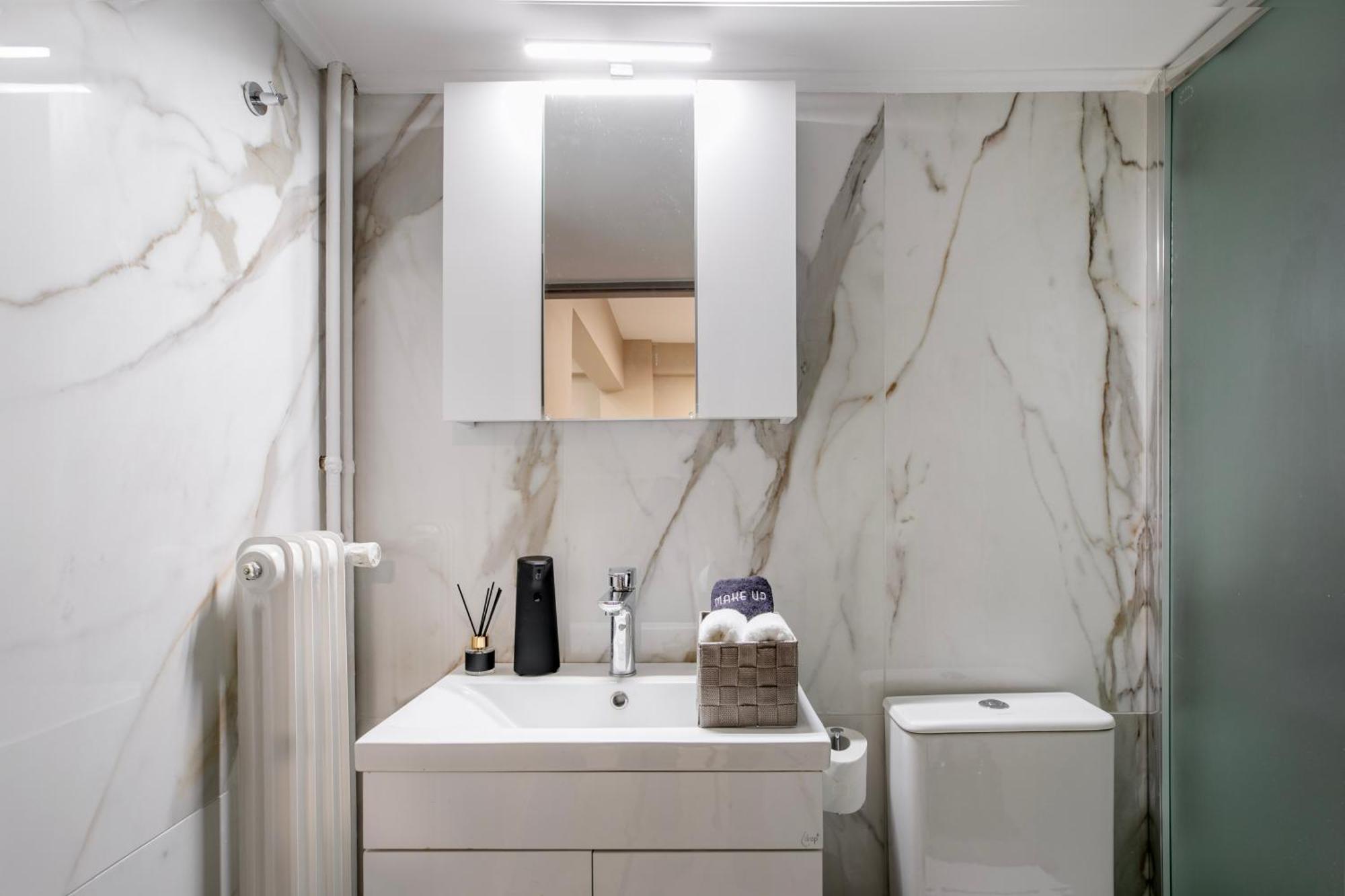 Exarcheia Urban Apartment - Lycabettus Hill Афіни Екстер'єр фото